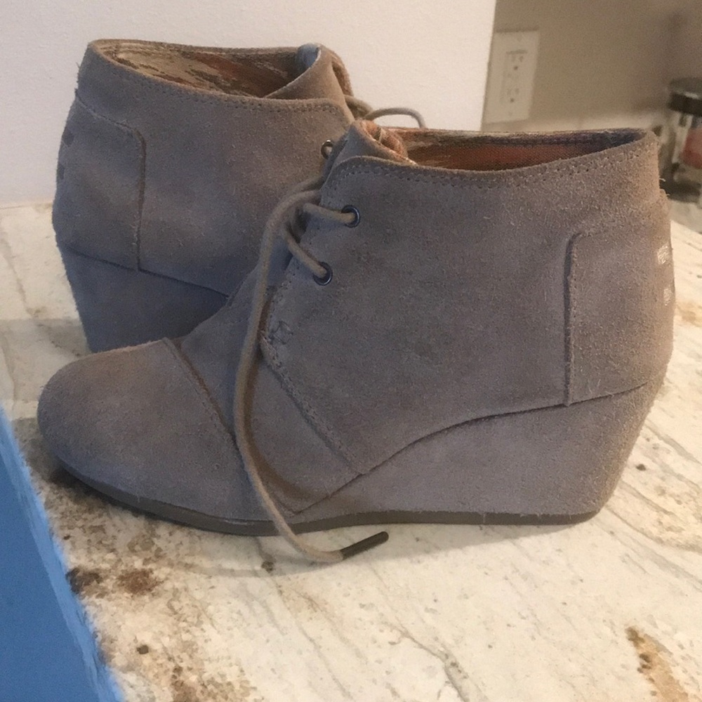 Toms wedges